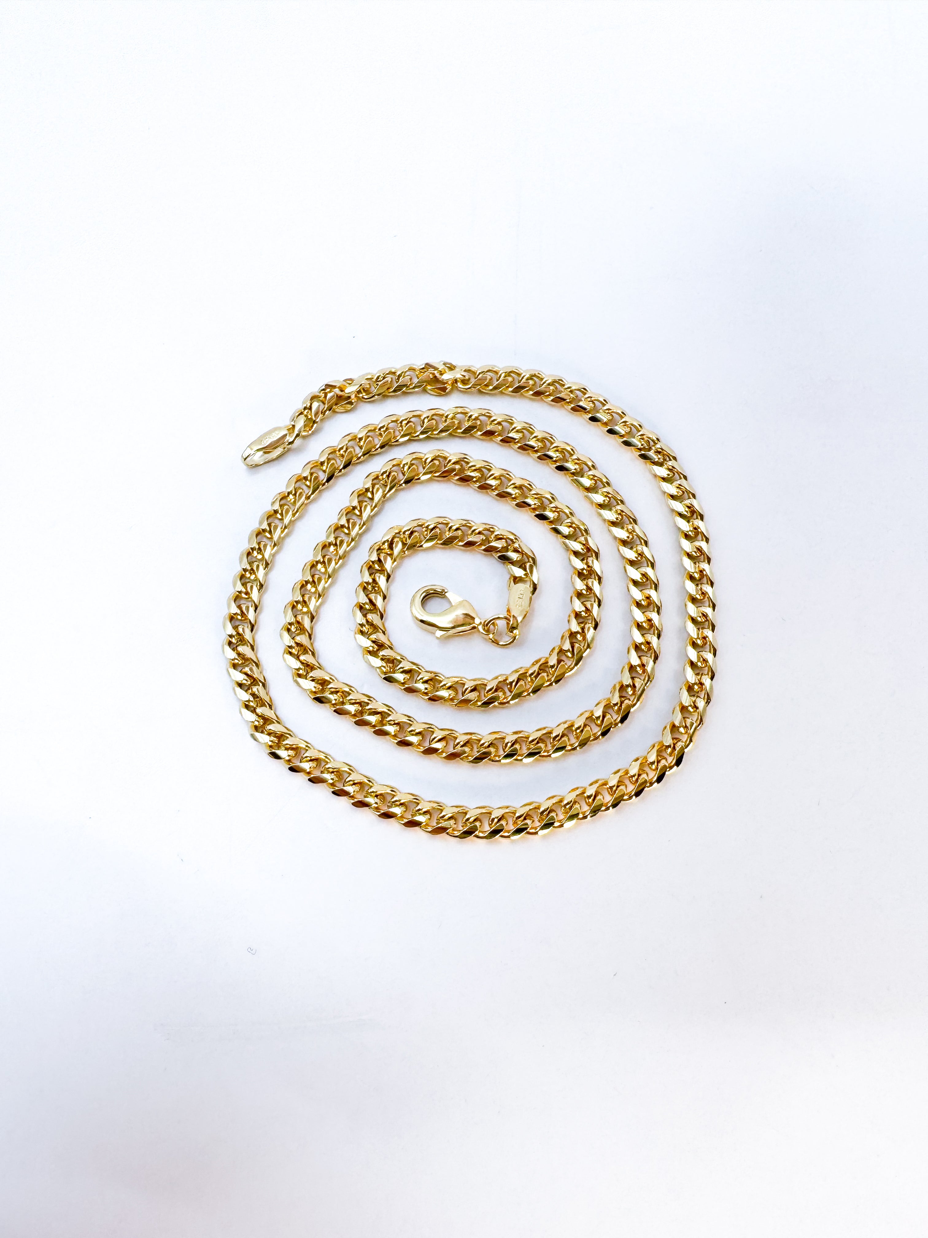 Cadena Emma (Delgada)