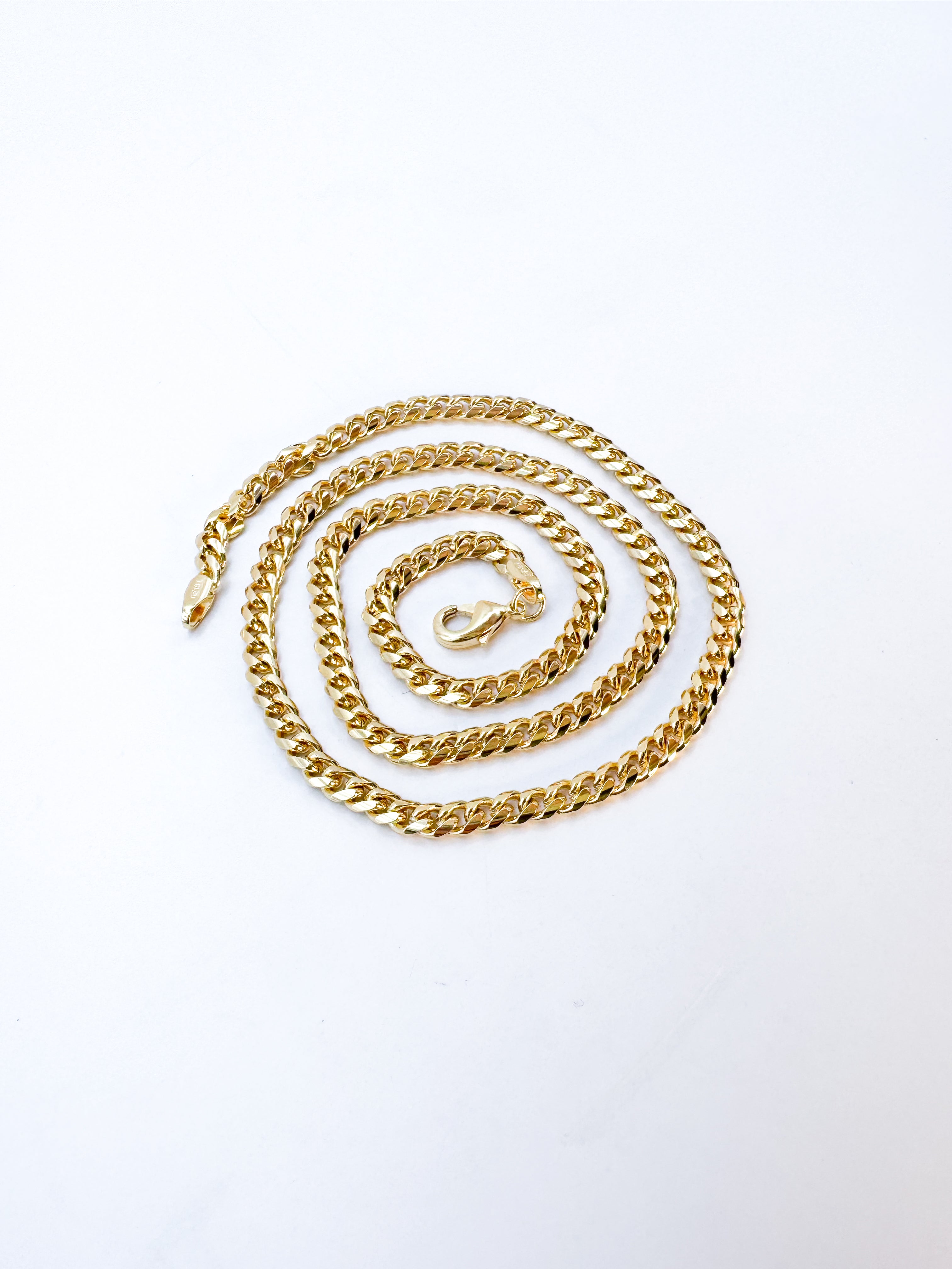 Cadena Emma (Delgada)