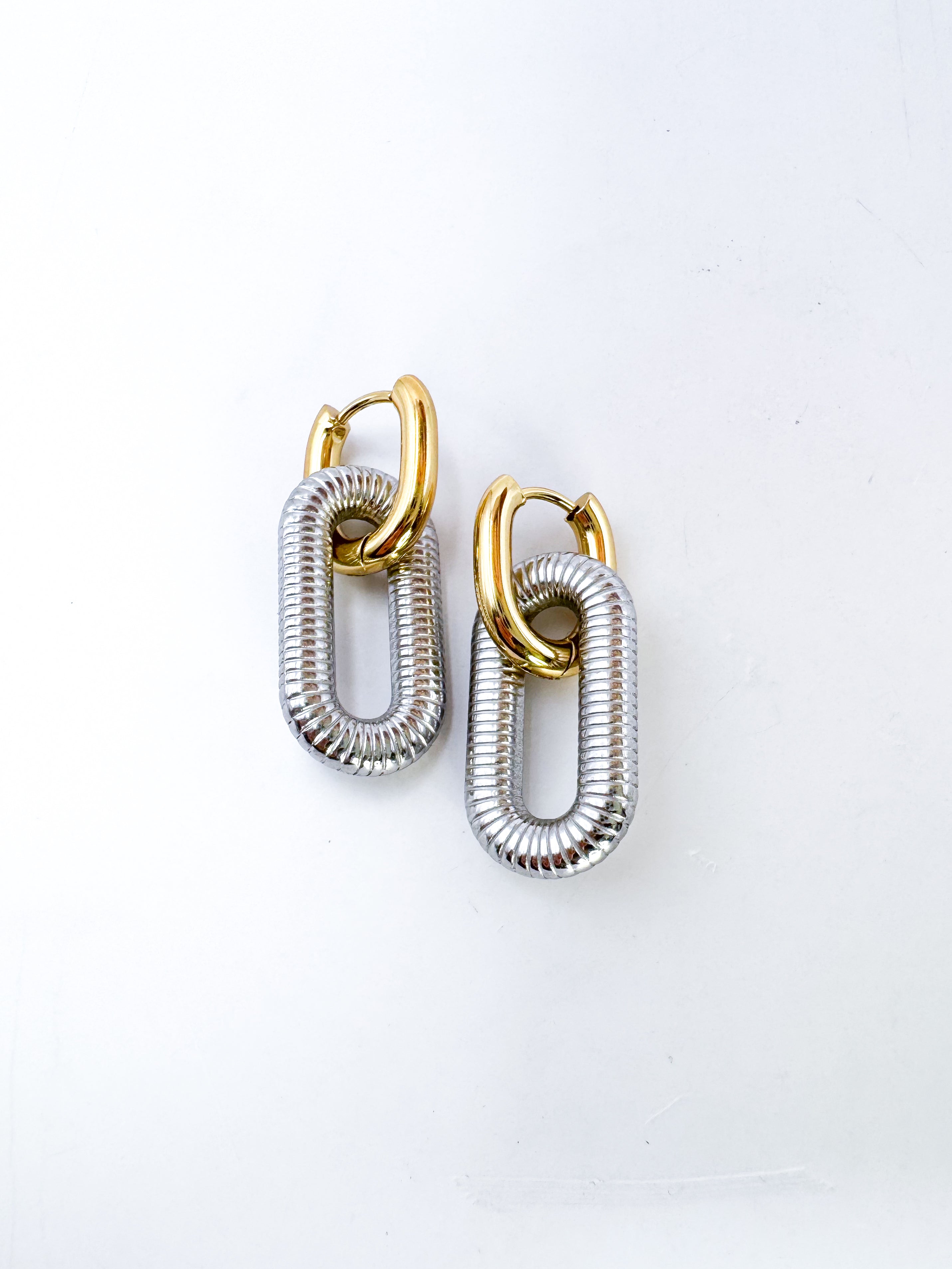 Aretes Eslabones De-Construidos