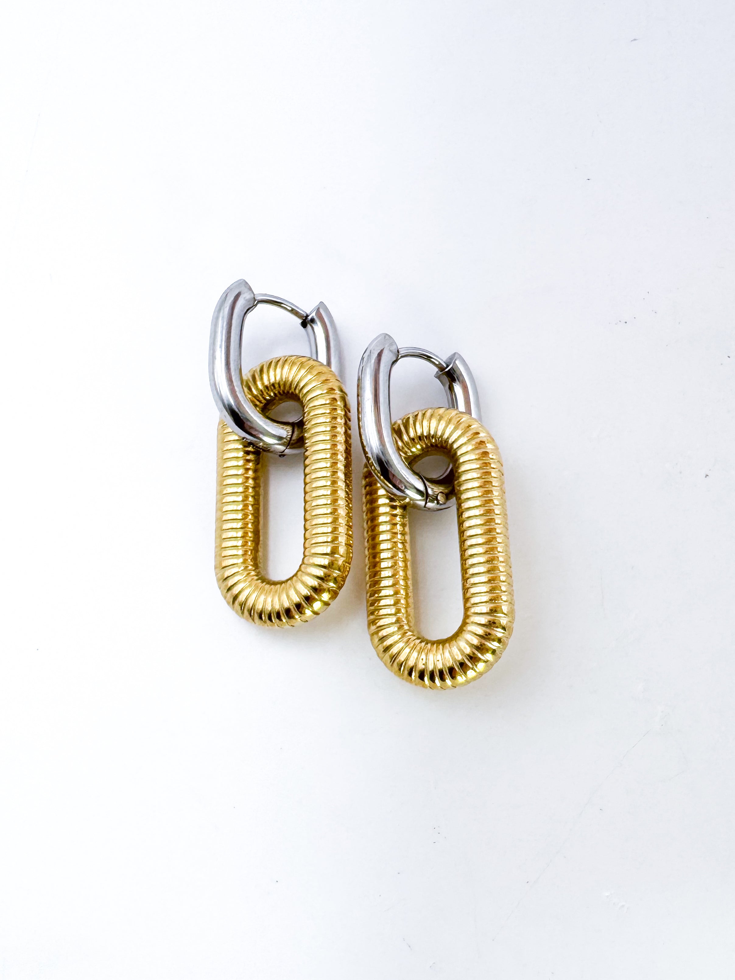 Aretes Eslabones De-Construidos