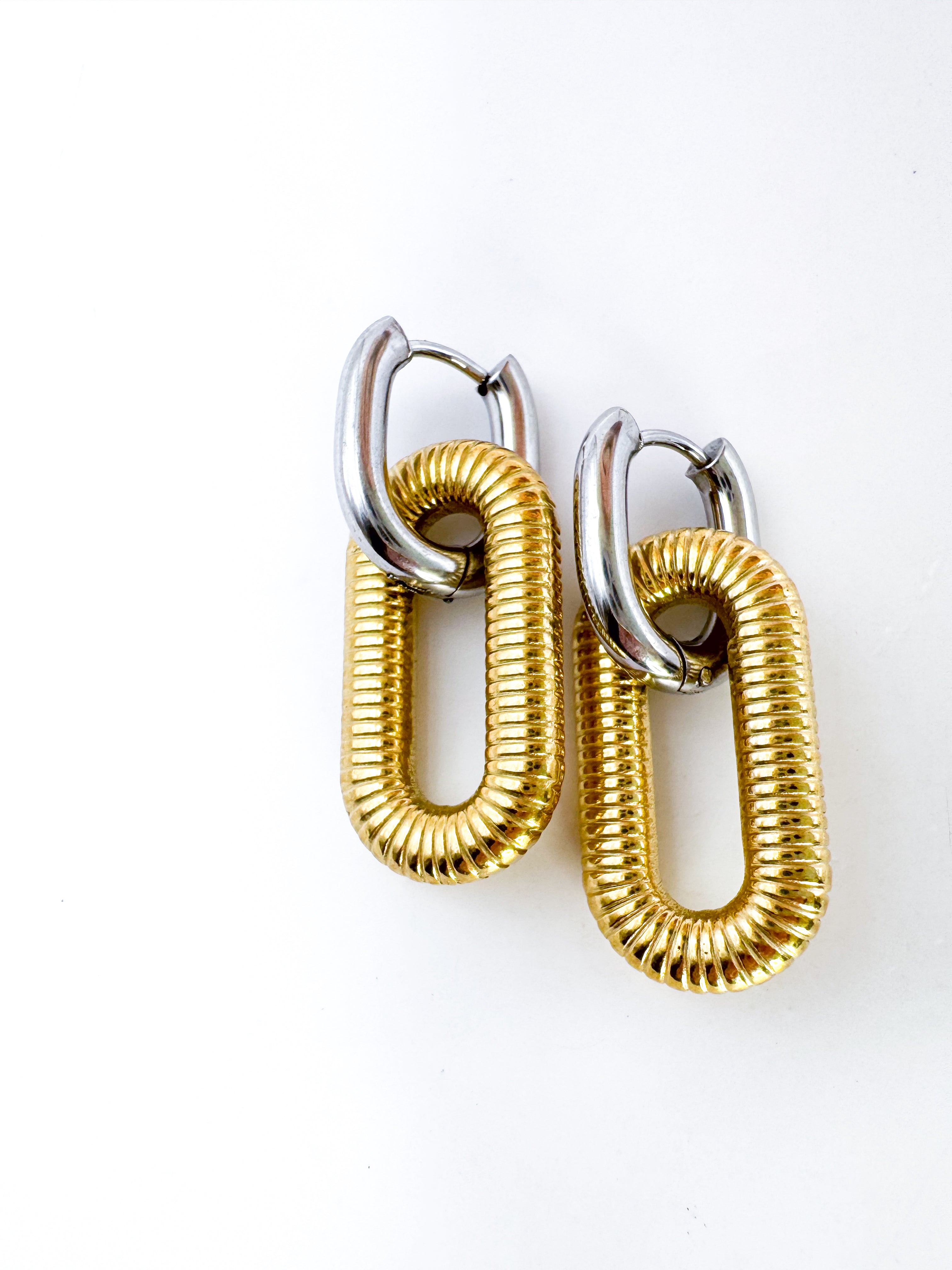 Aretes Eslabones De-Construidos
