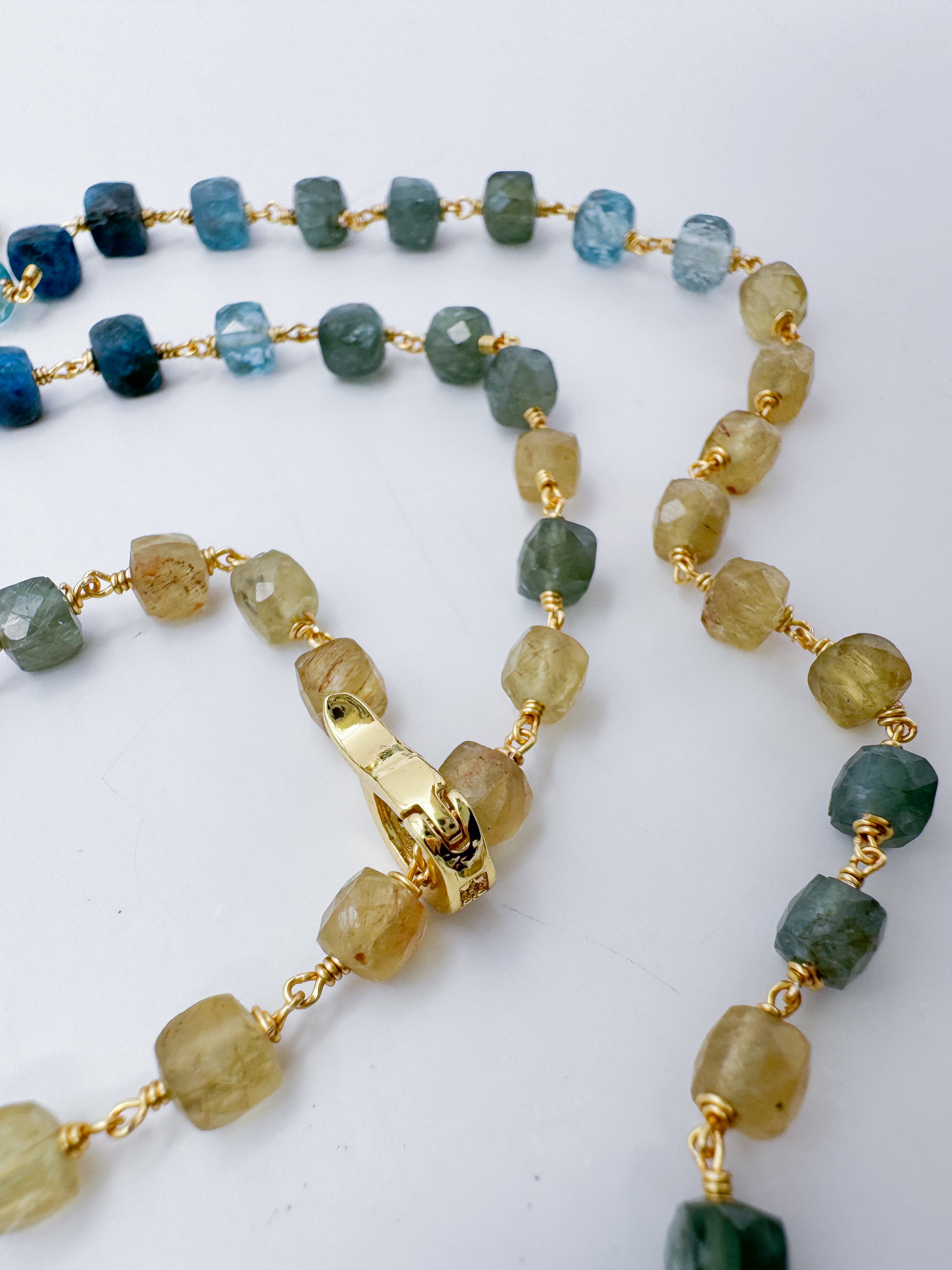 COLLAR CITRINO-APATITO