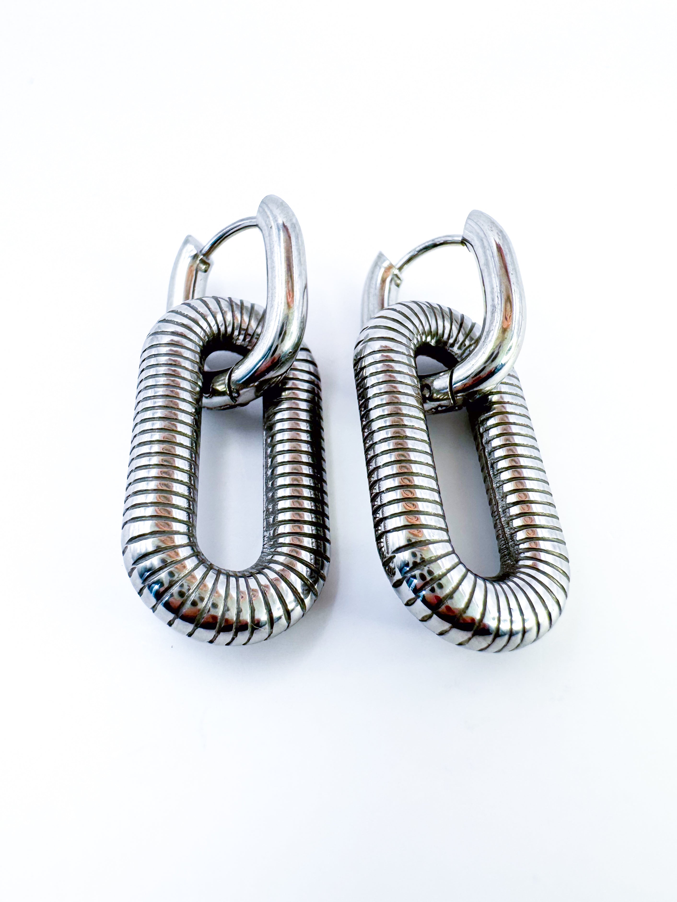 Aretes Eslabones De-Construidos