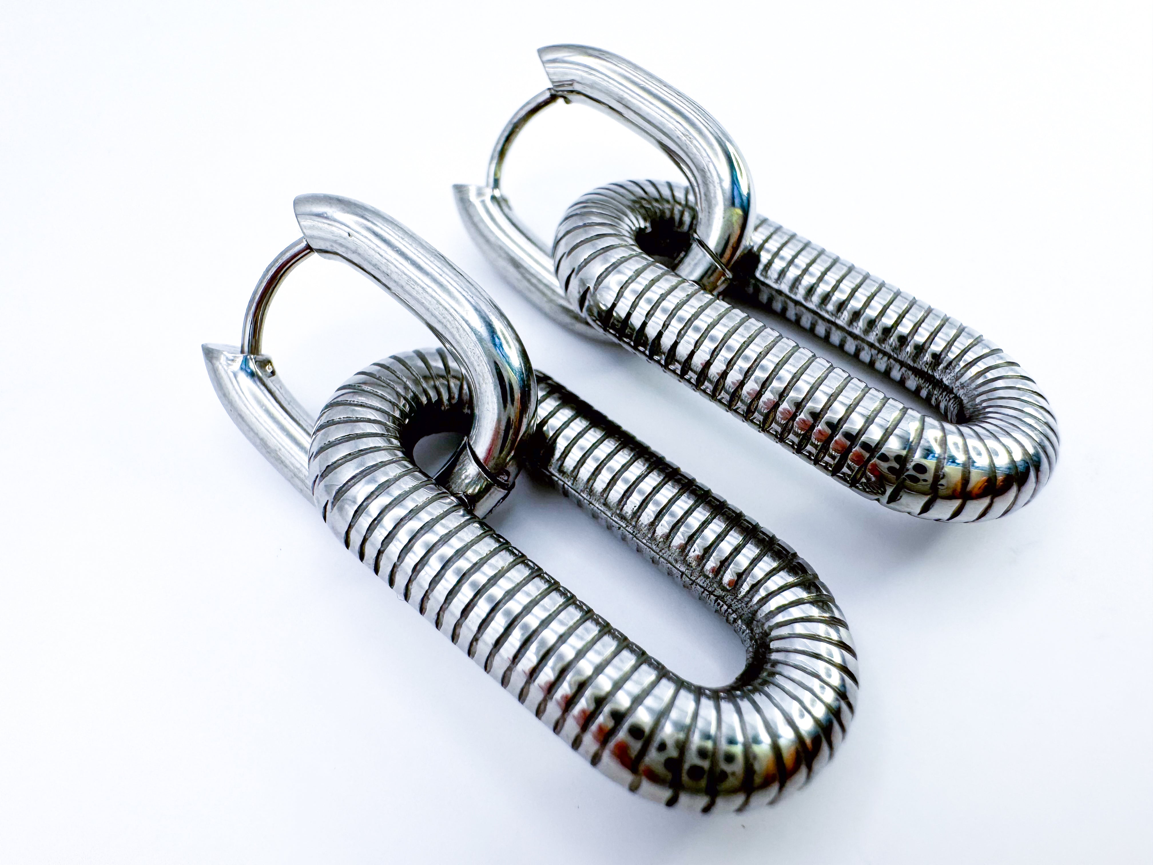 Aretes Eslabones De-Construidos