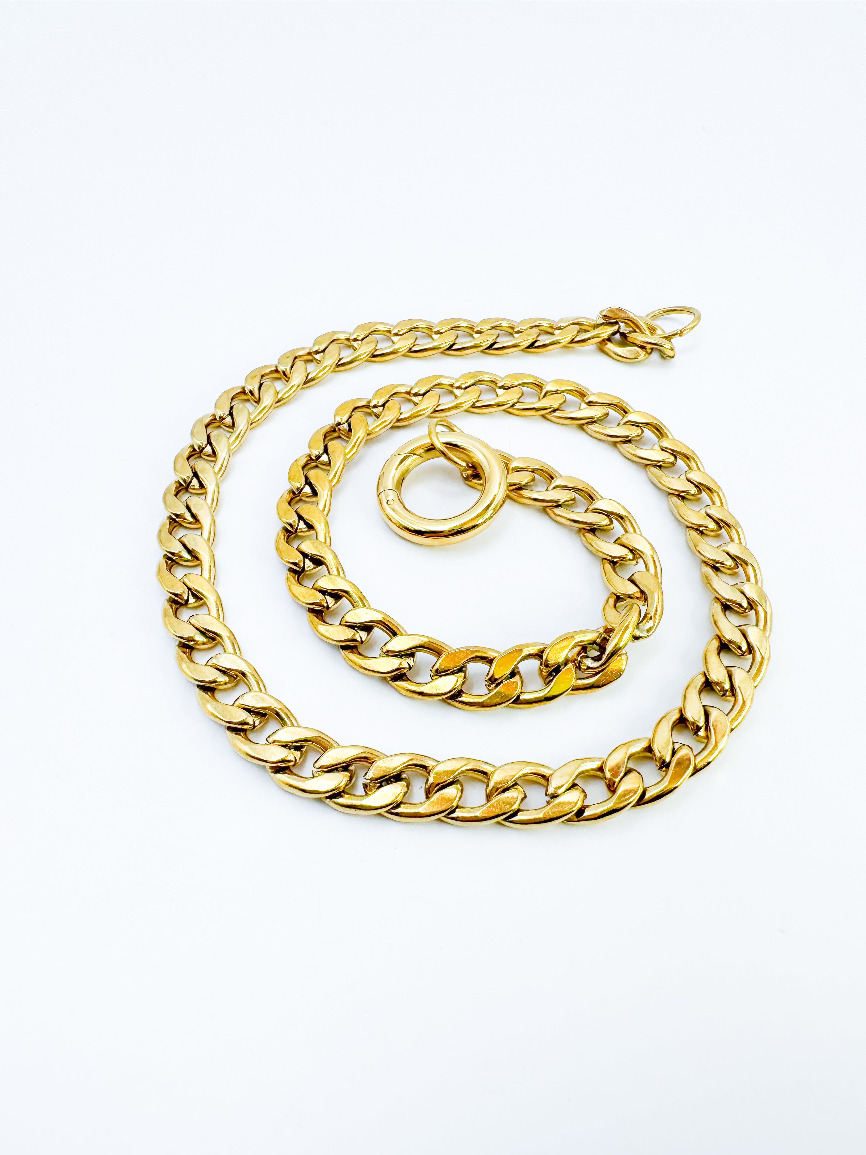 Collar Cadena-Aro