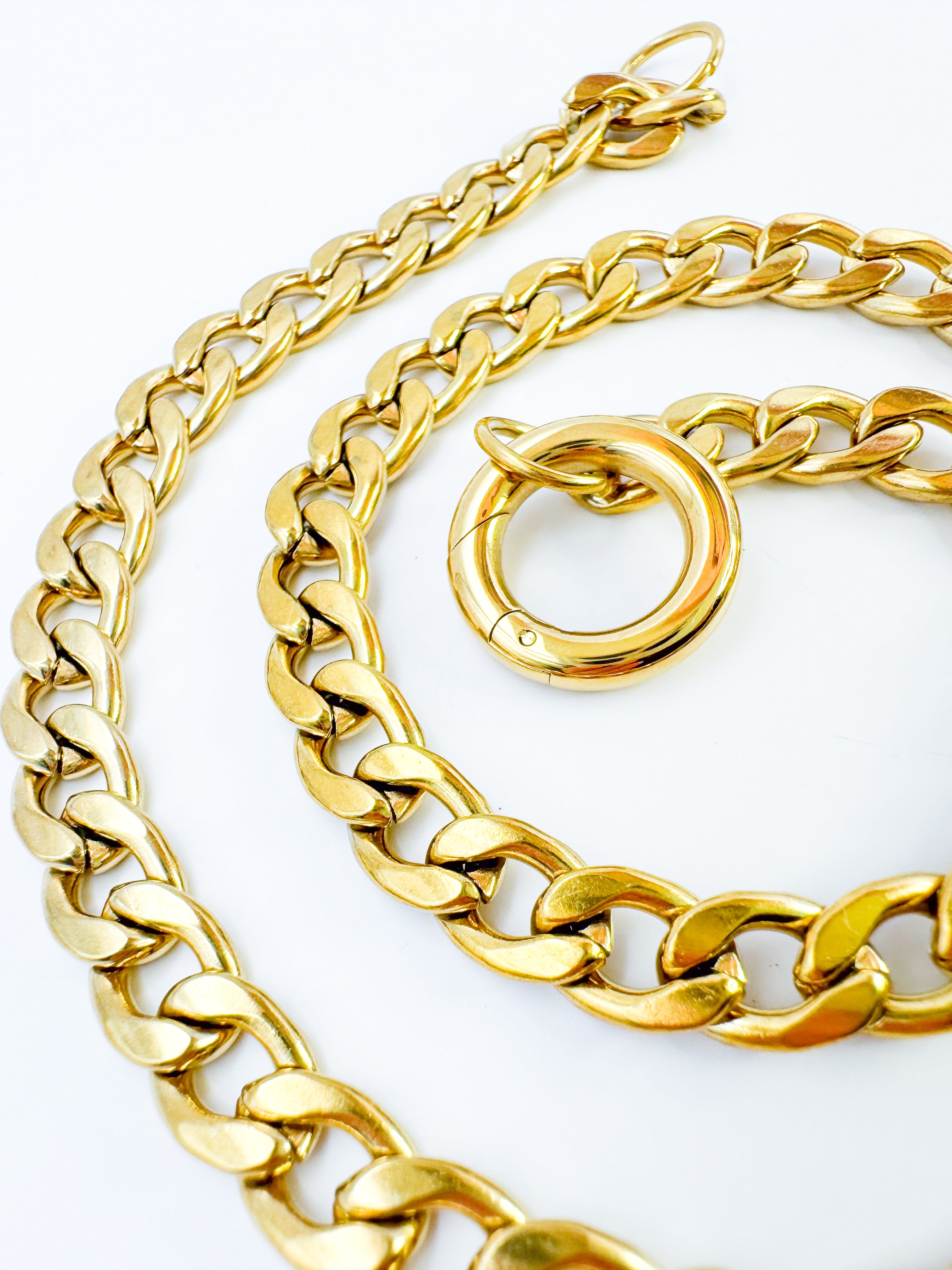 Collar Cadena-Aro
