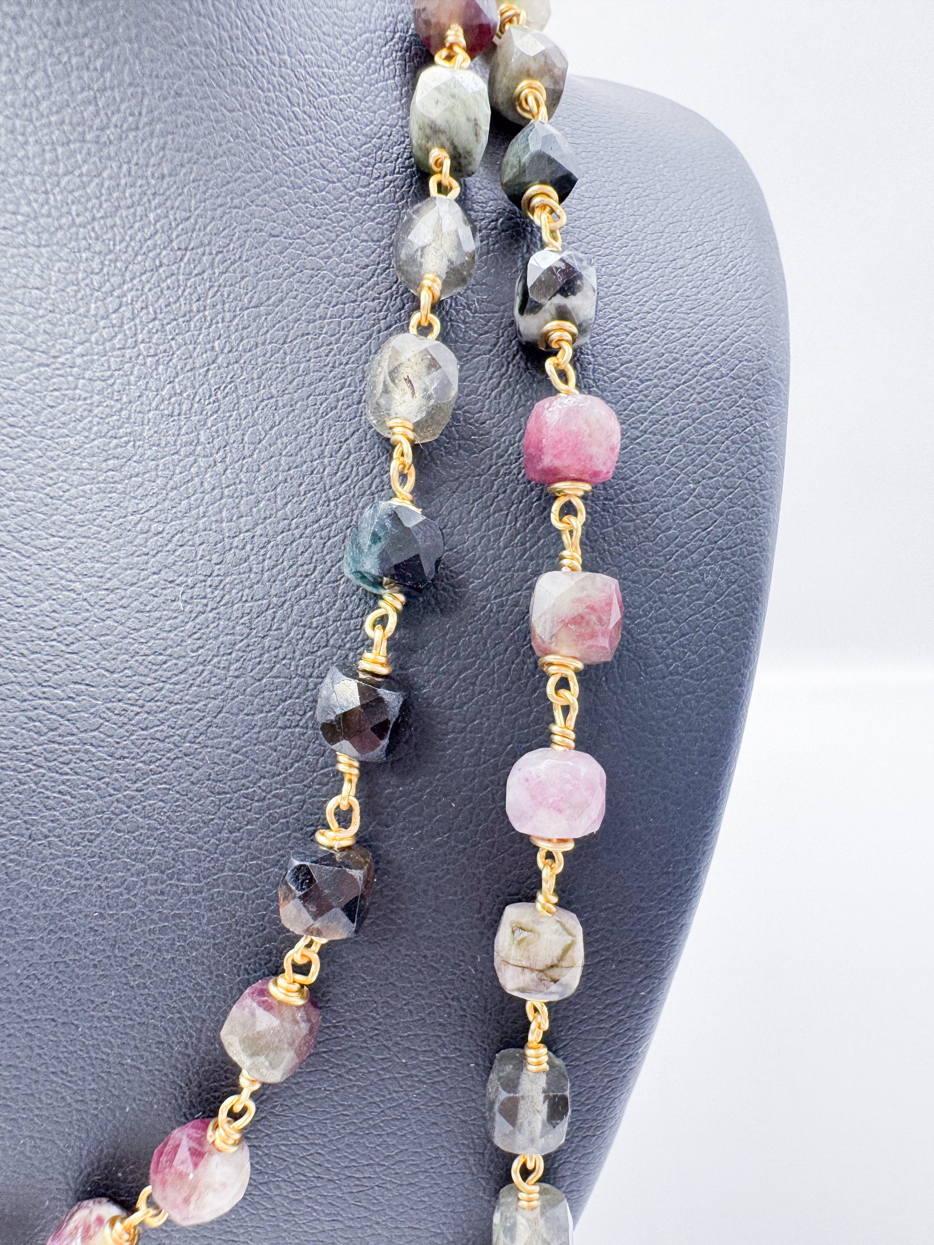 COLLAR TURMALINA CUBO