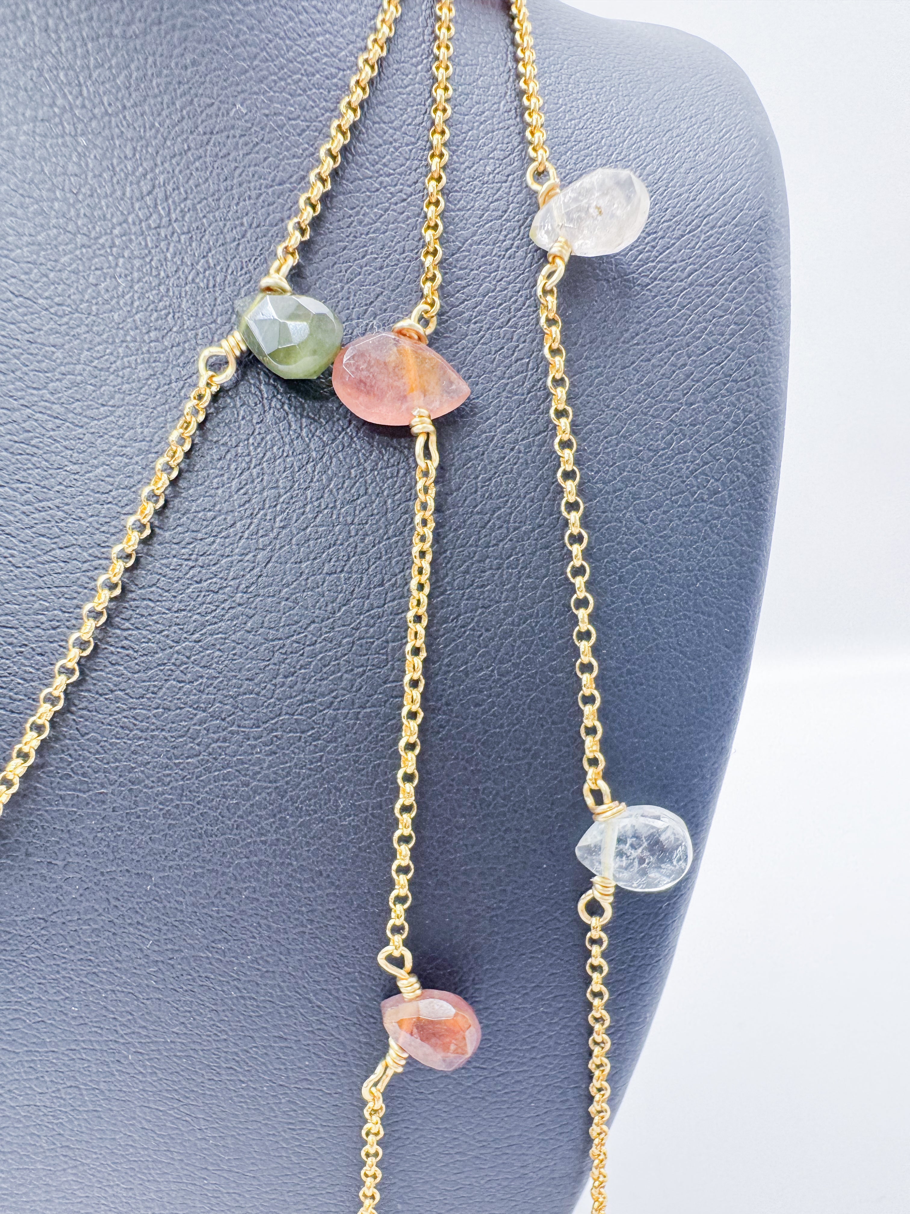 COLLAR TURMALINAS HOJAS MINI