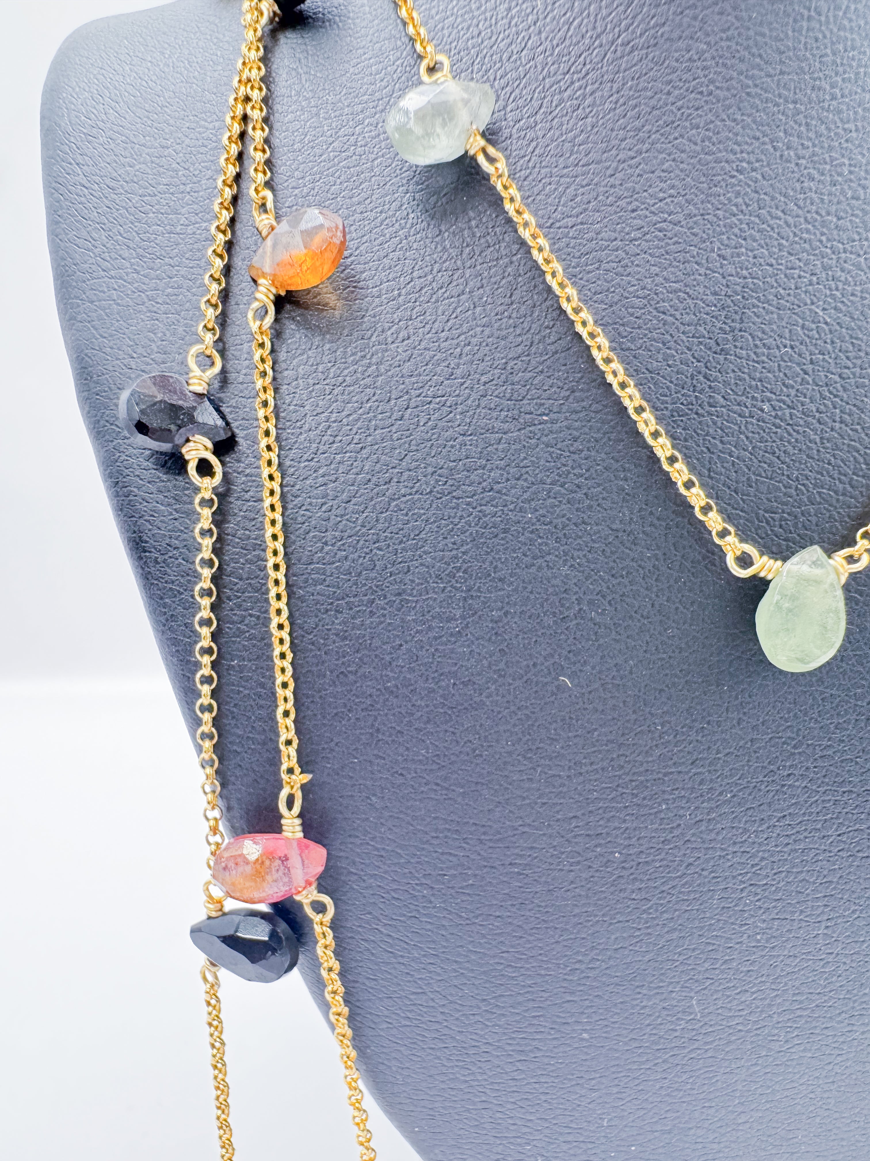 COLLAR TURMALINAS HOJAS MINI