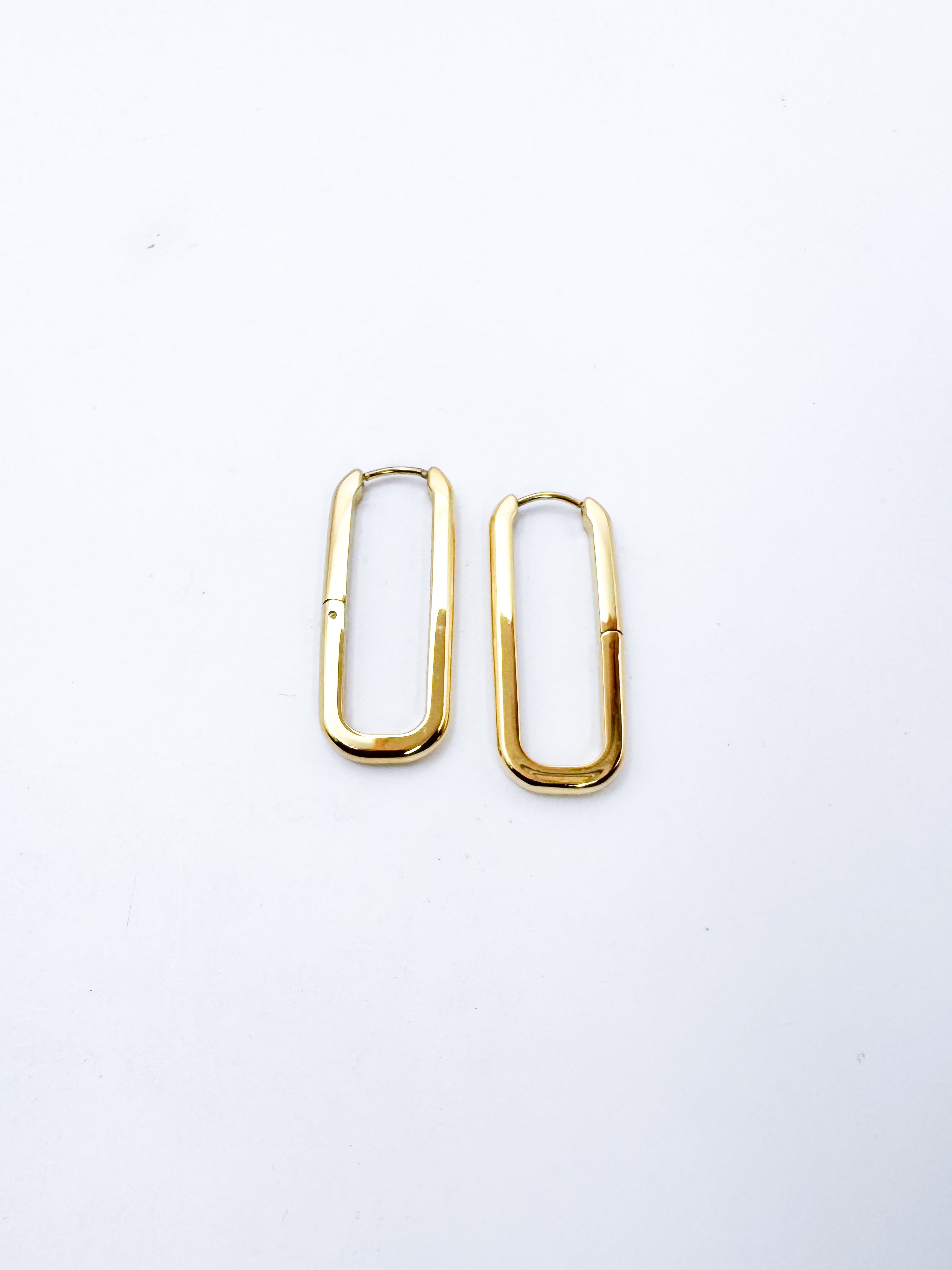 Aretes Barad