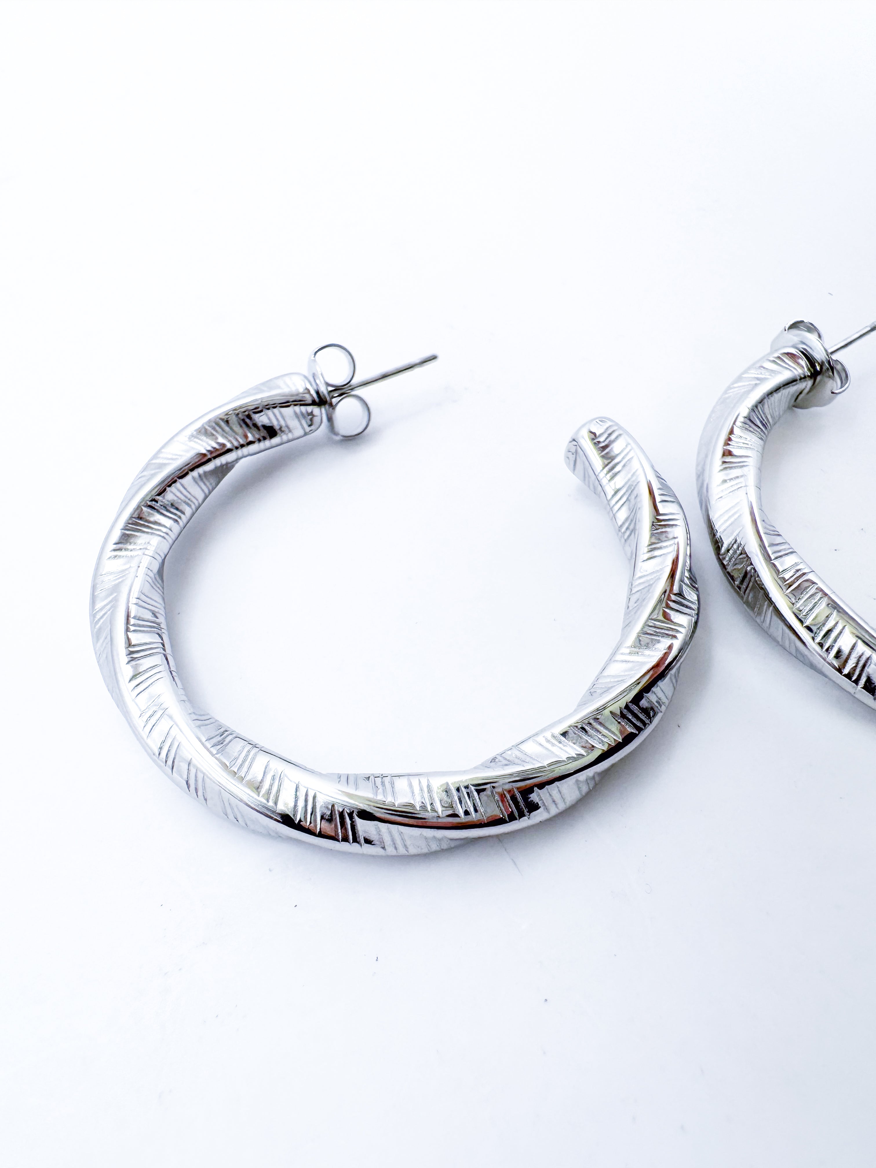 Aretes Daishi
