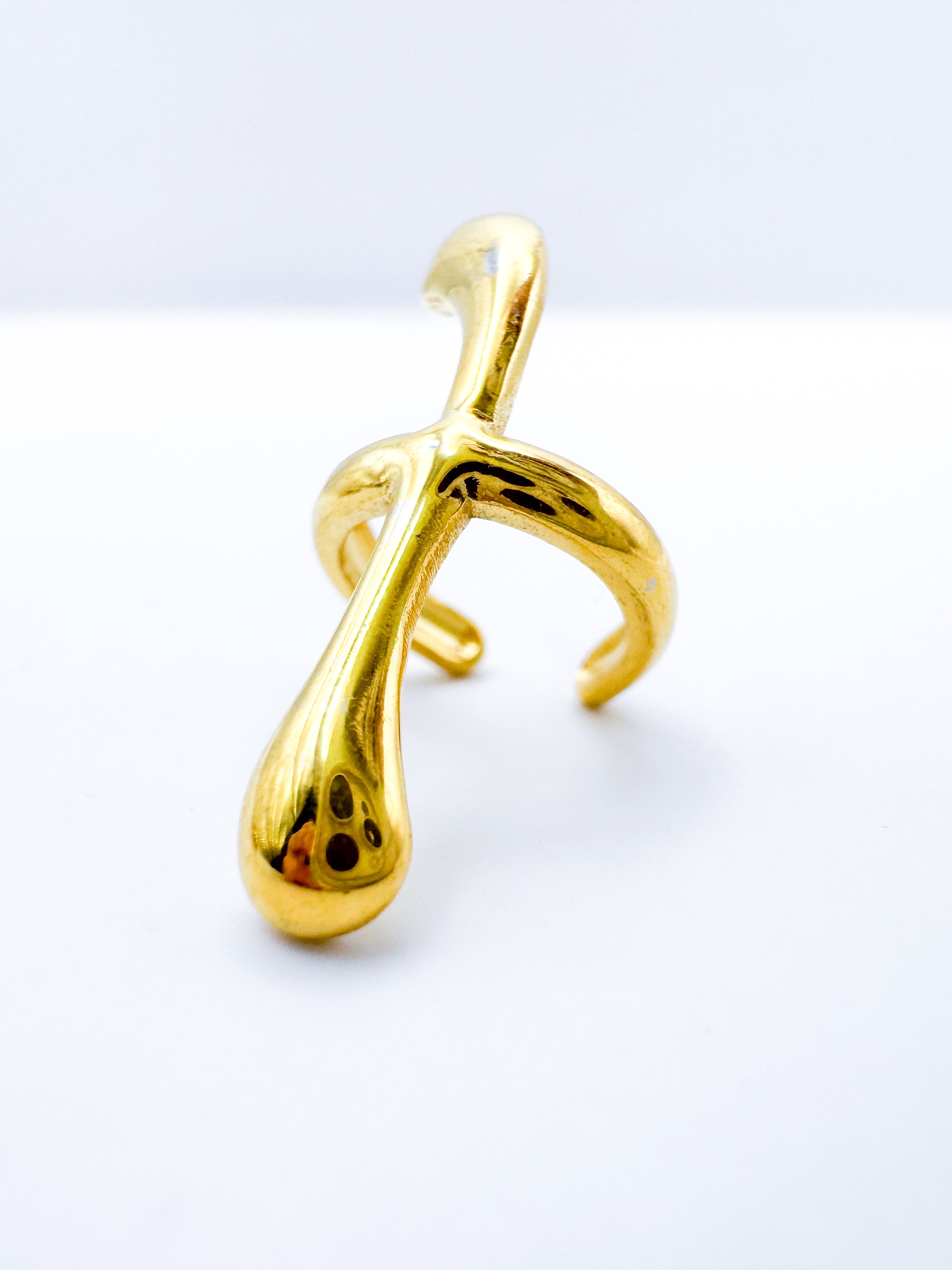 Earcuff Vaz Ferreira
