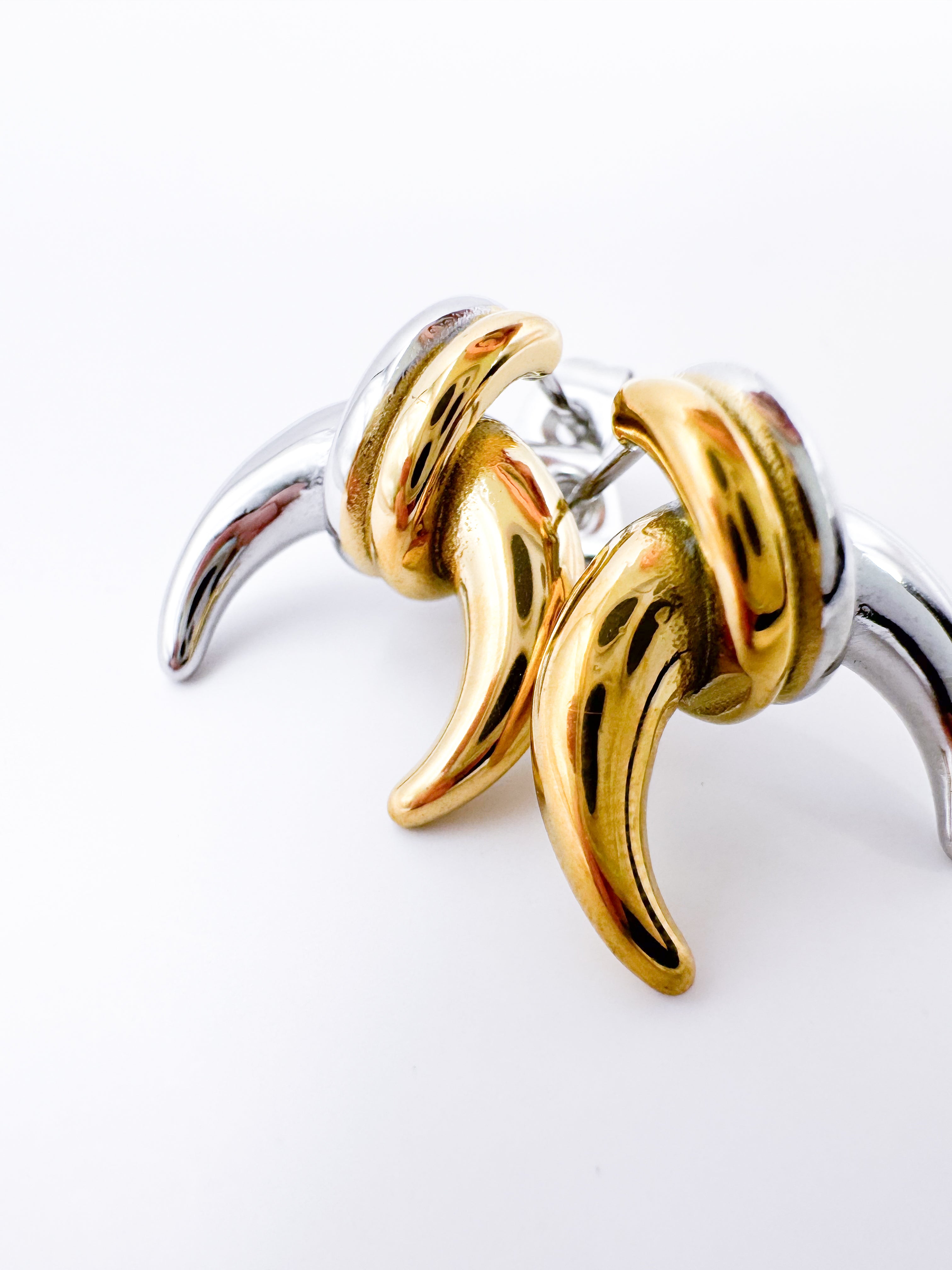Aretes Cuerno Colgante