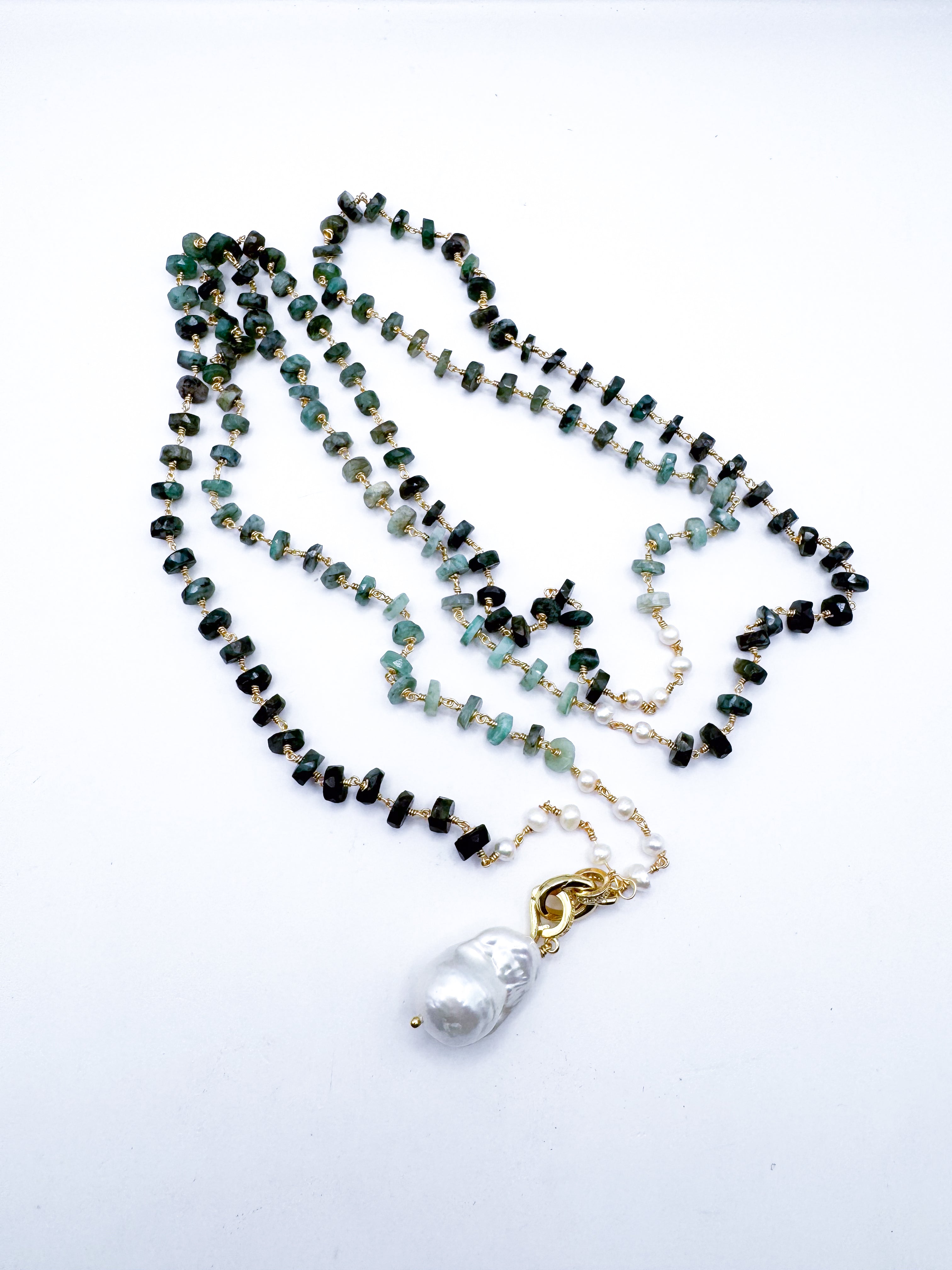 Collar Esmeraldas Degradadas Pucca