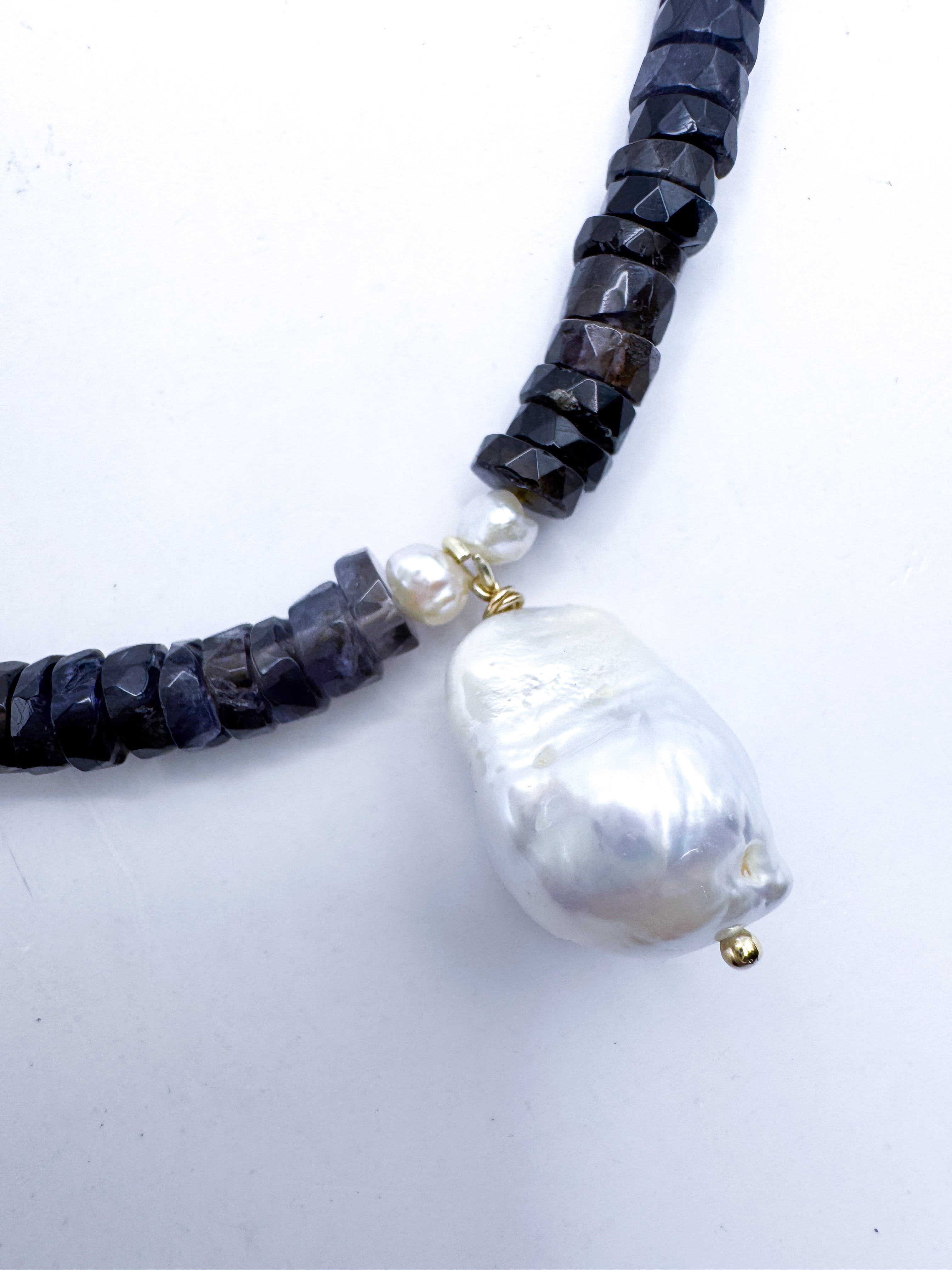 Collar Hiolita Pucca