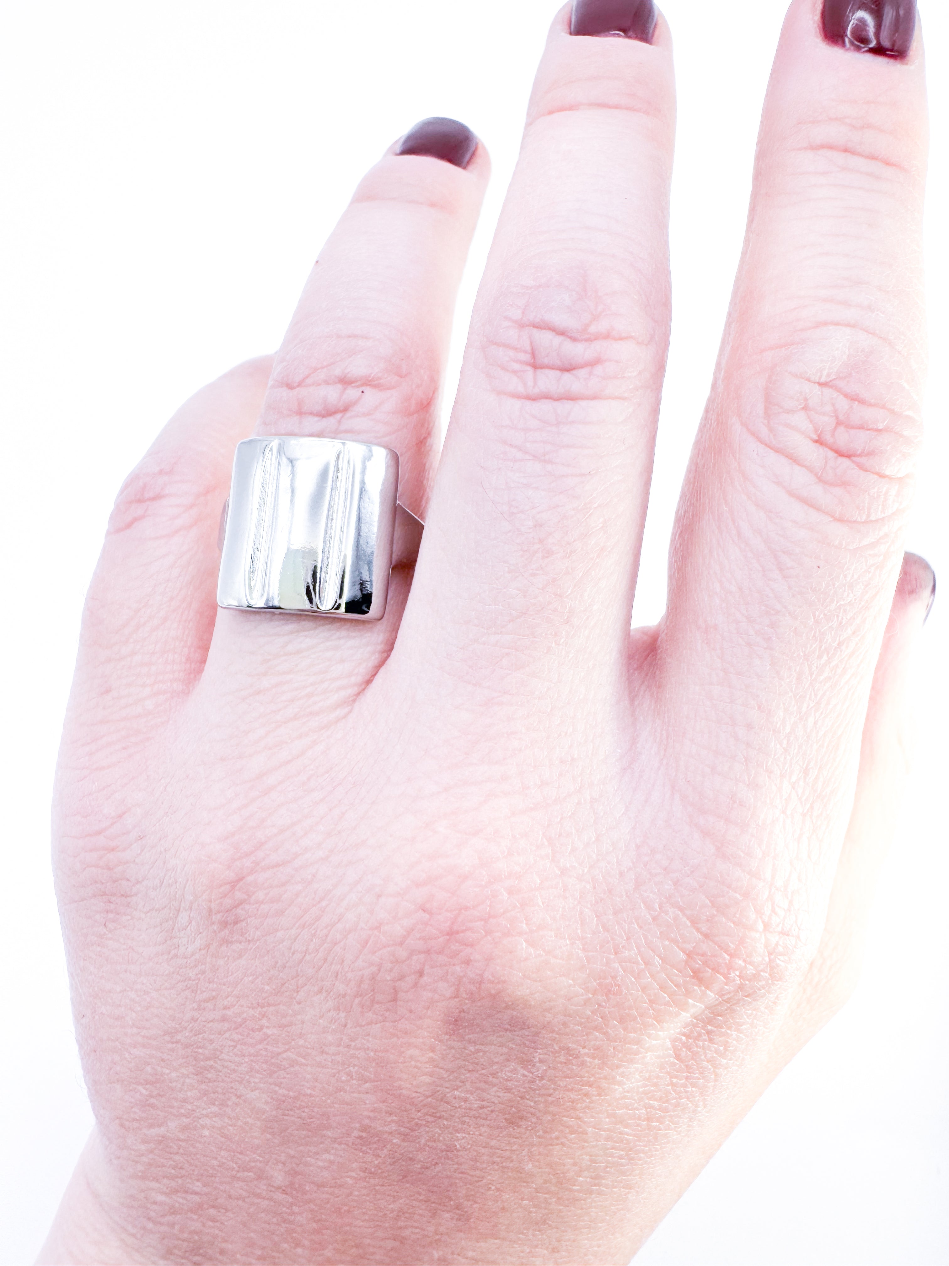 Anillo Naum
