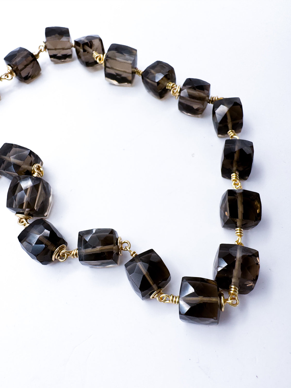 Collar Cuarzo Ahumado Cubos